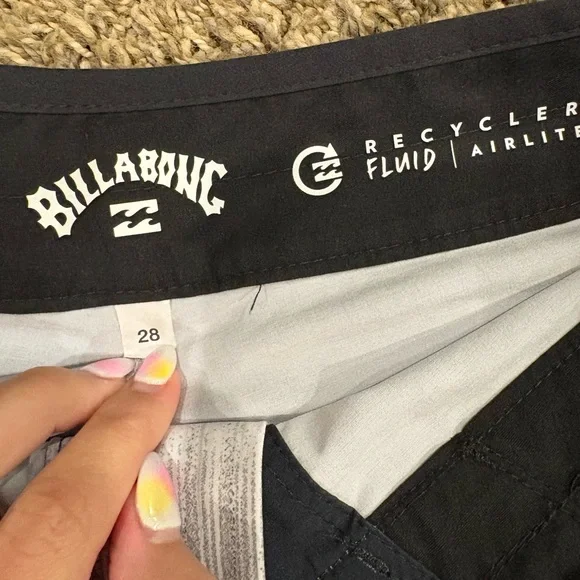 Set of four men’s 28 Board Shorts/swim trunks - Picture 9 of 12